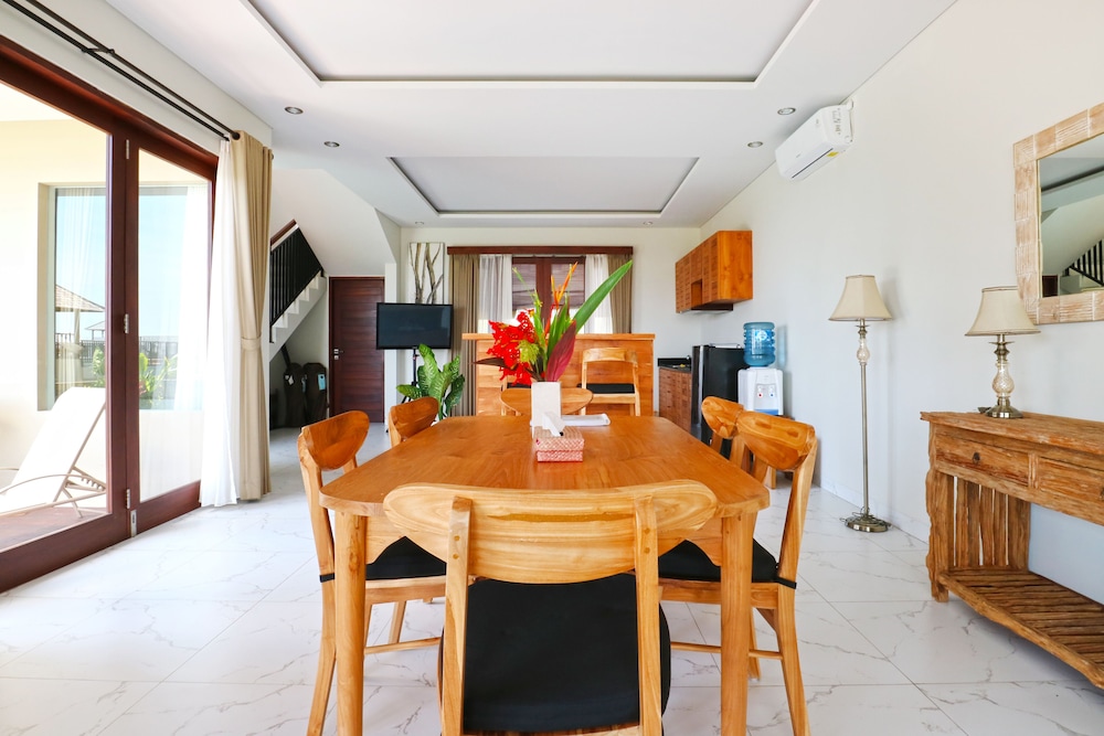 The Ocean Views Luxury Villas & Apartment by ZUZU 61/73