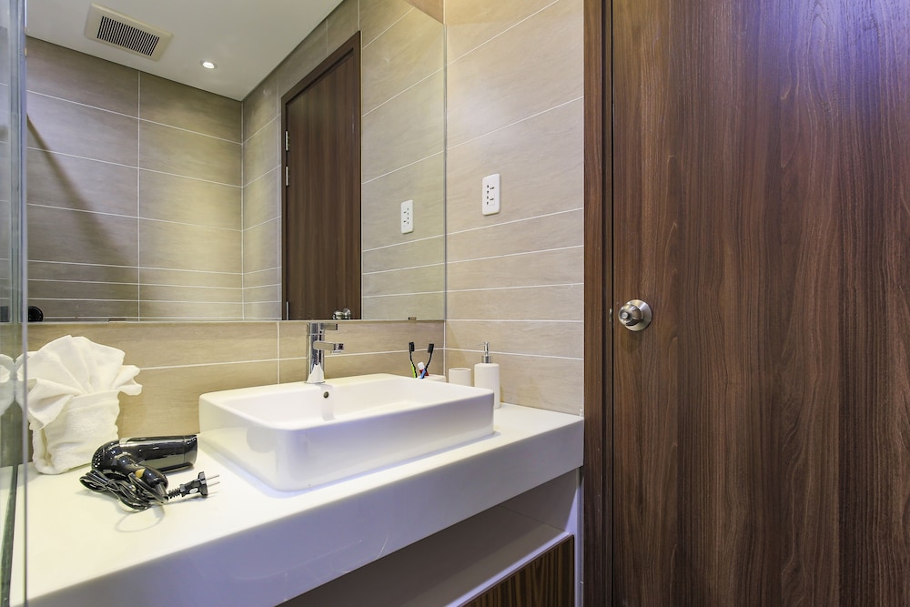 Aurora Serviced Apartments - Adults Only 34/39