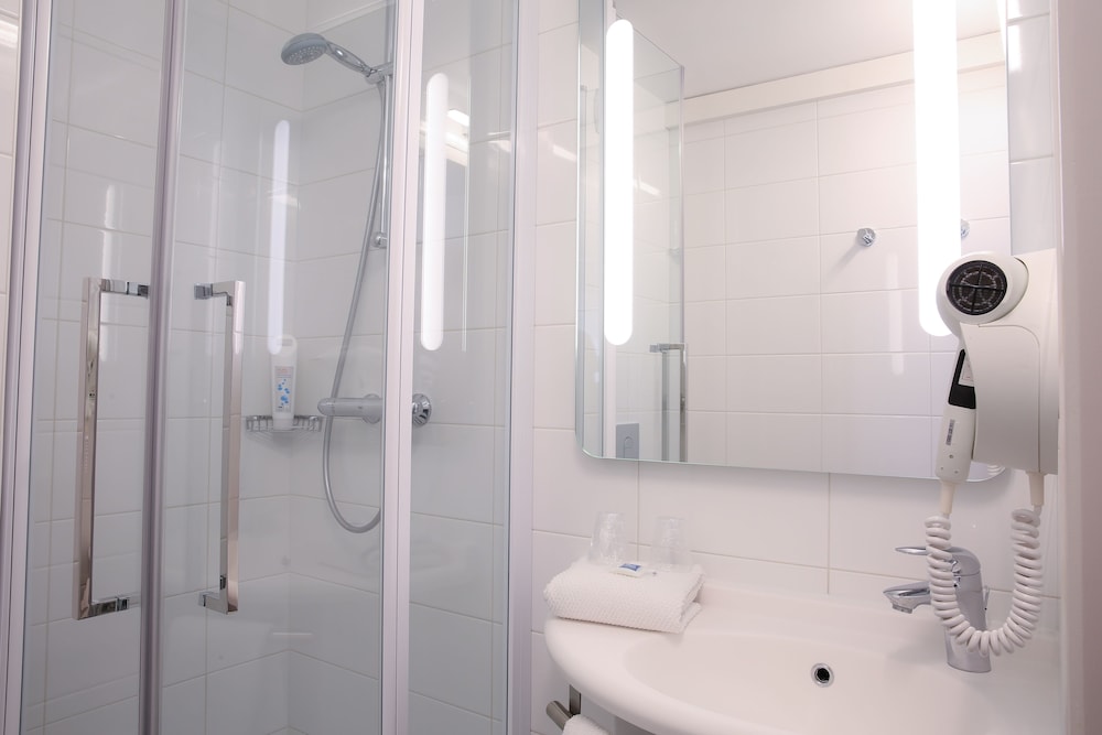 Ibis Budget Rennes Cesson 18/63