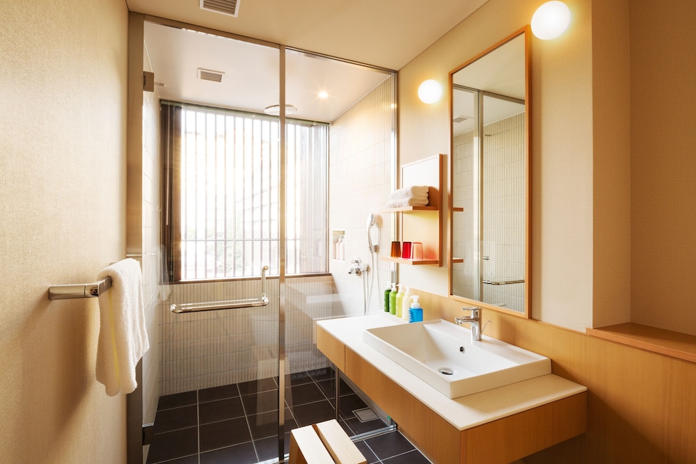 غرفة يابانية بثلاثة أسرّة، Hoshino Resorts Kai Kaga 2/2