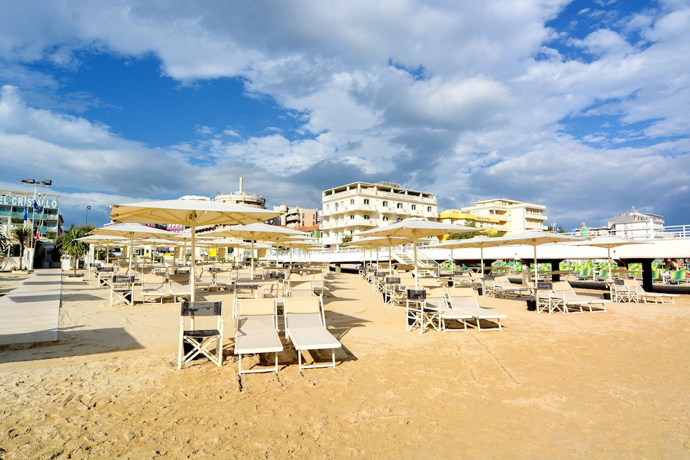Terrazza Marconi Hotel & Spamarine 40/47