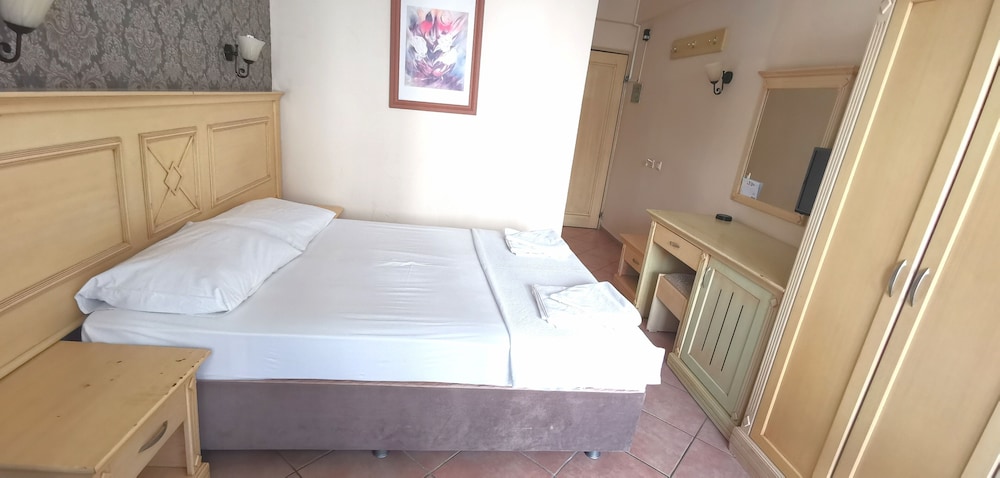 Intermar Hotel 19/50