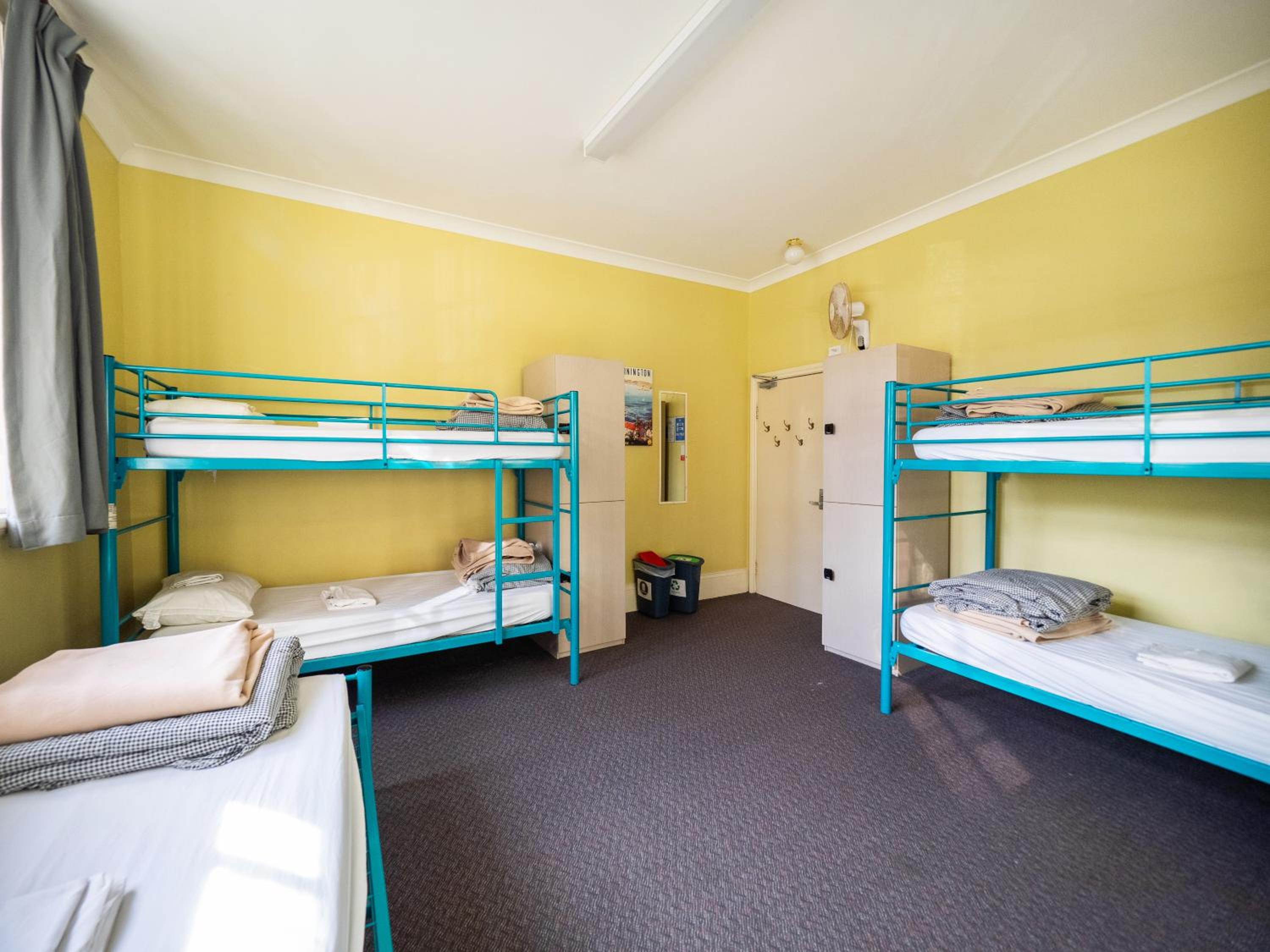 MALE DORM, 5 BEDS