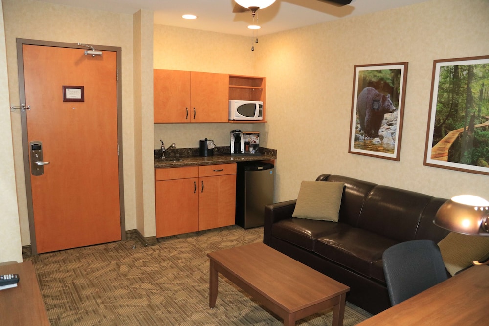 Best Western Plus Valemount Inn & Suites 39/65