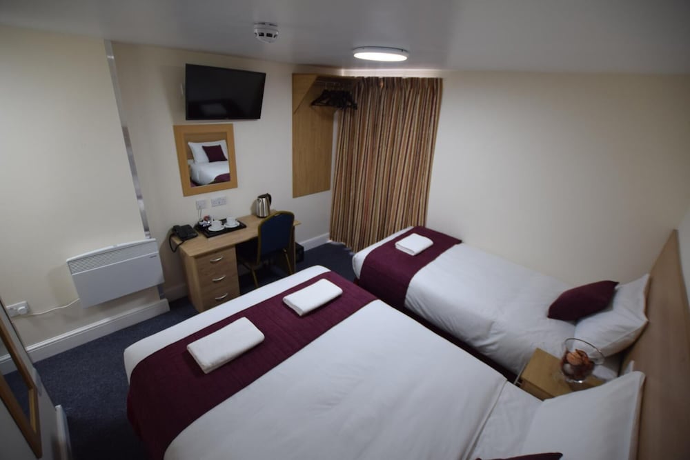 Premierlux Serviced Apartments 31/62