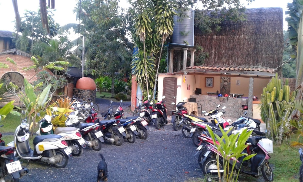 Khao Lak Relax Resort 35/50