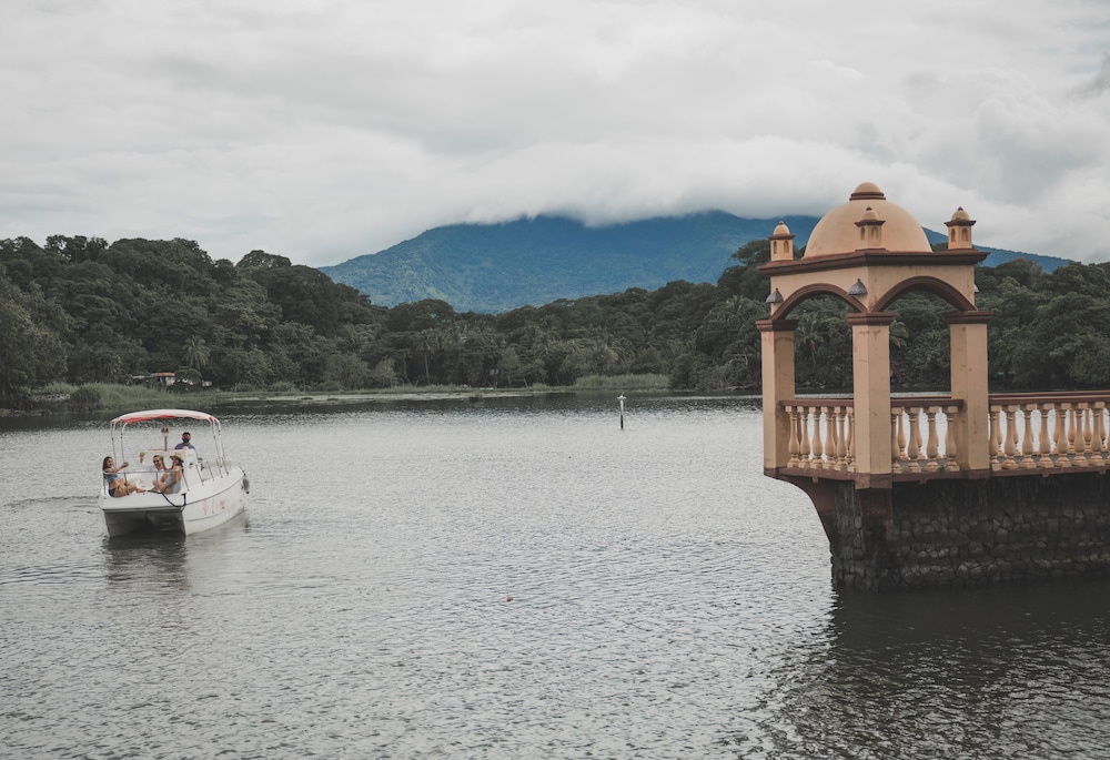 Hotel El Reith Lake Granada Nicaragua 44/50