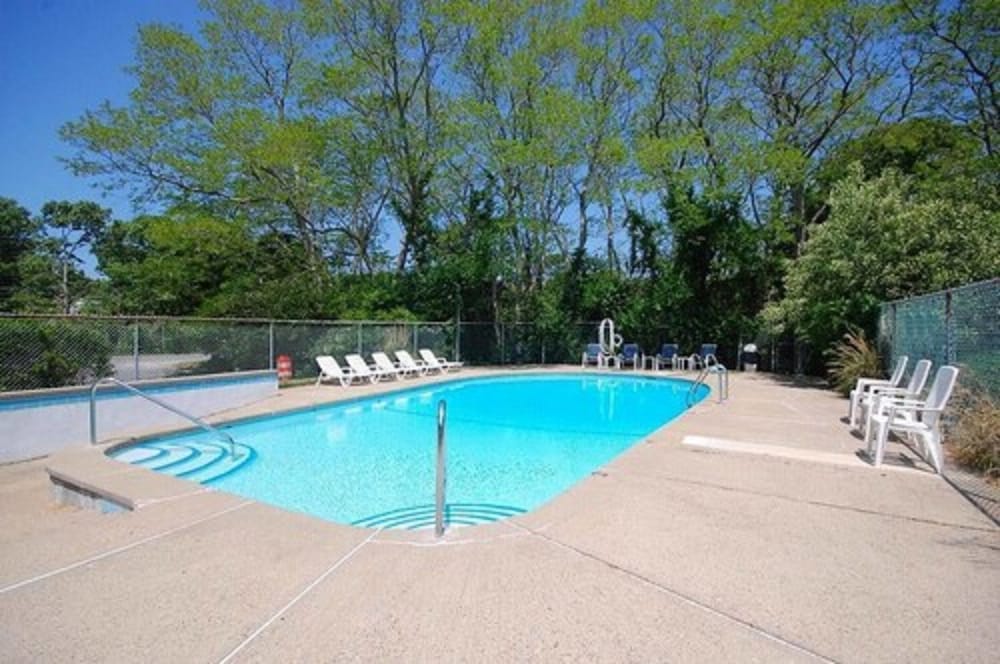 Captains Quarters Motel Conference Center 31/56