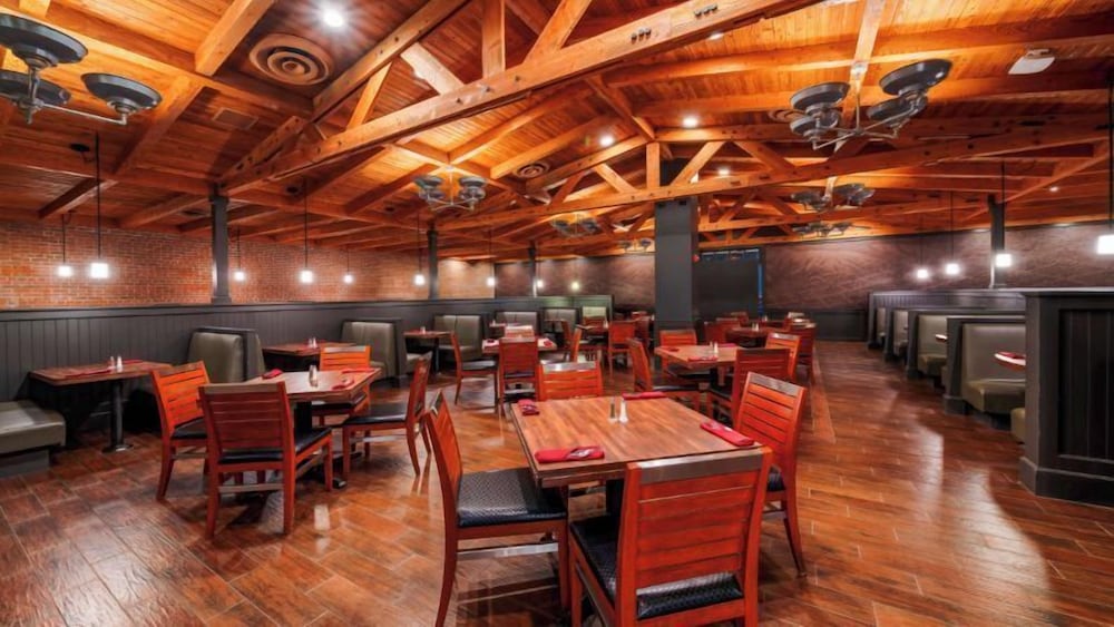 restaurant cafeteria