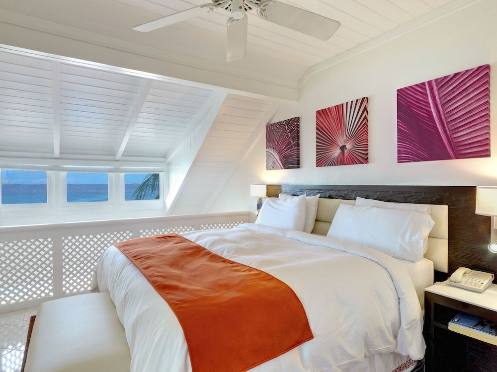 Crystal Cove by Elegant Hotels - All-Inclusive 17/50