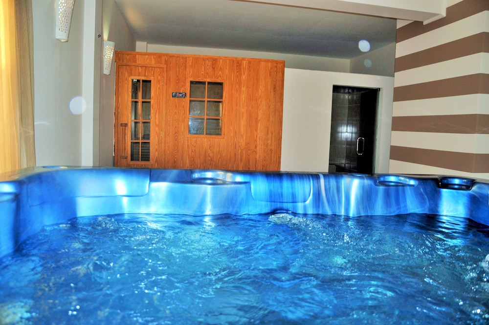 ROHANOU BEACH RESORT AND ECOLODGE 17/35