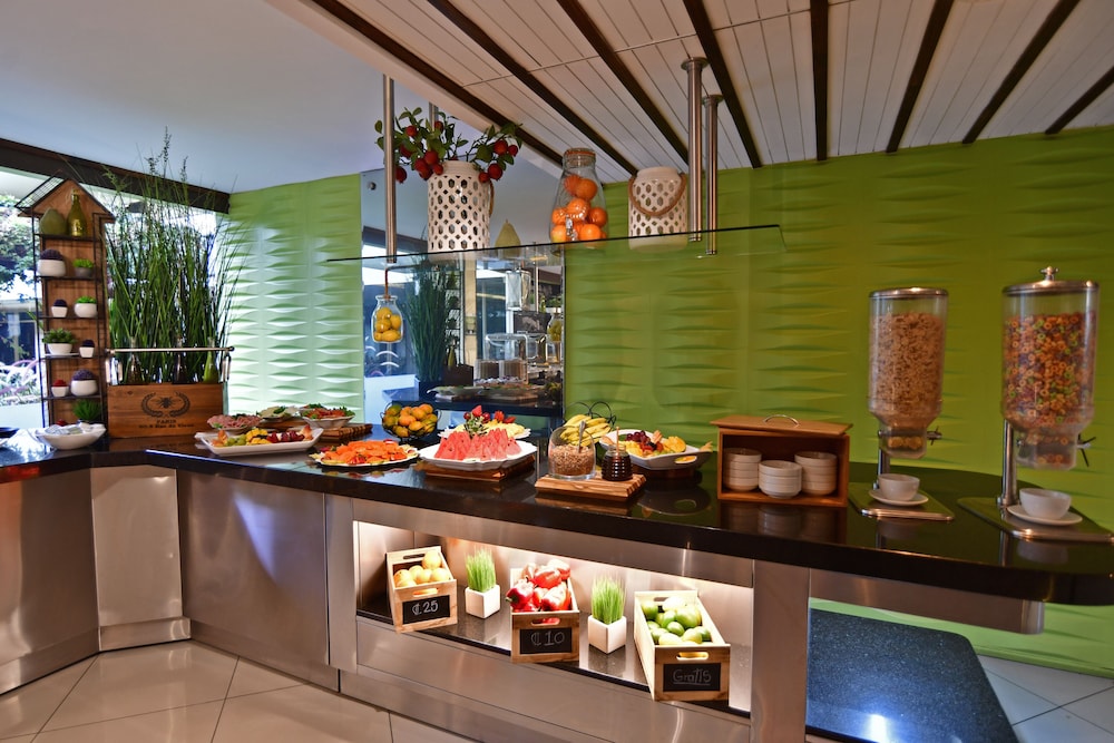 Autentico Hotel 34/50