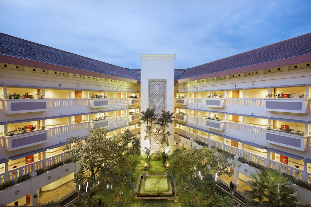 Puri KIIC Golf View Hotel 4/58