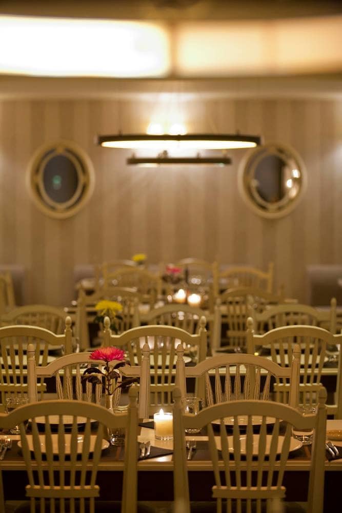Andromeda Hotel 46/50