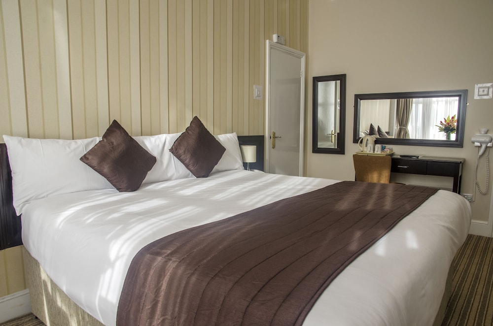 BRIGHTON HOTEL(FORMERLY BEST WESTERN BRIGHTON) 5/45