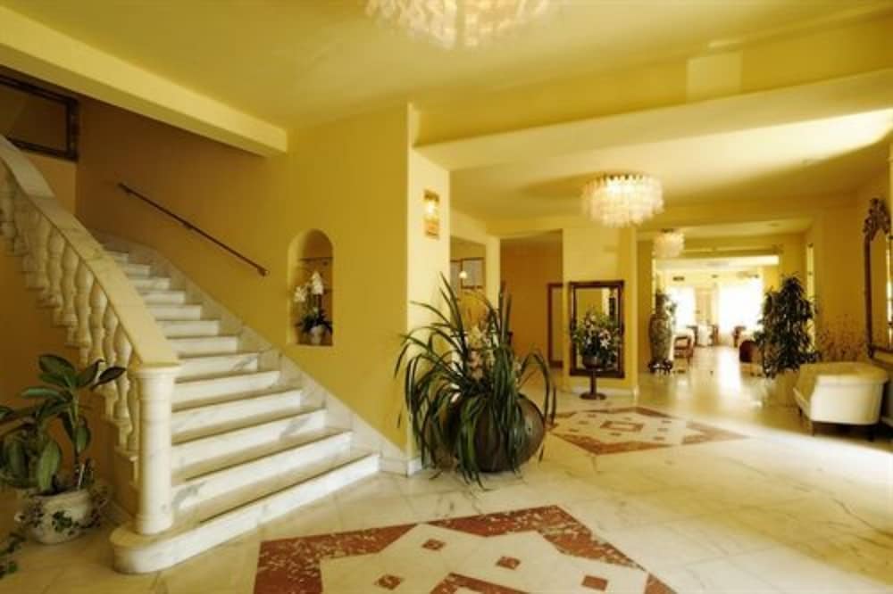 Grand Hotel Mediterranee 4/64