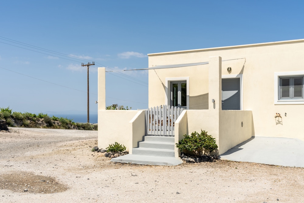 Ampelonas Executive Houses 39/47