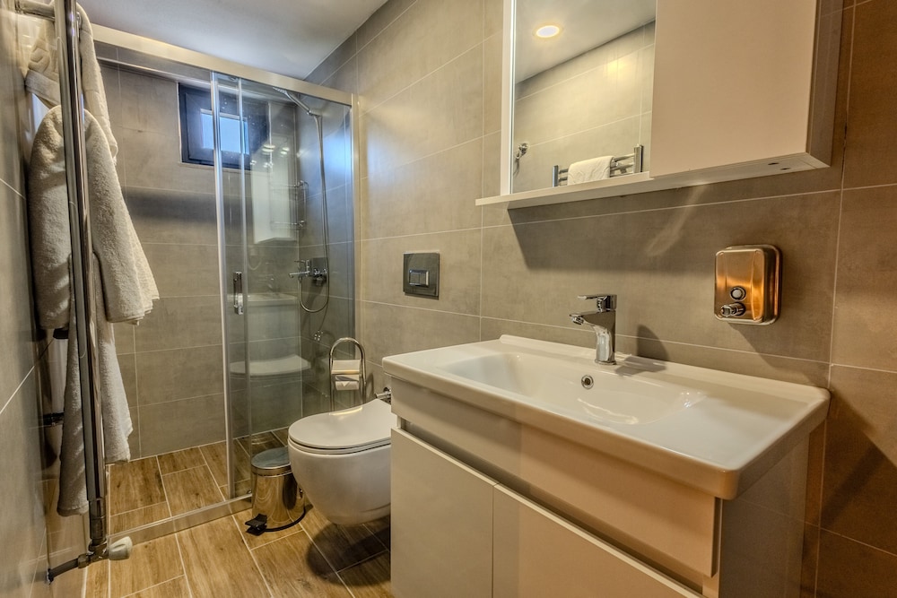 Leliko Suites 25/30