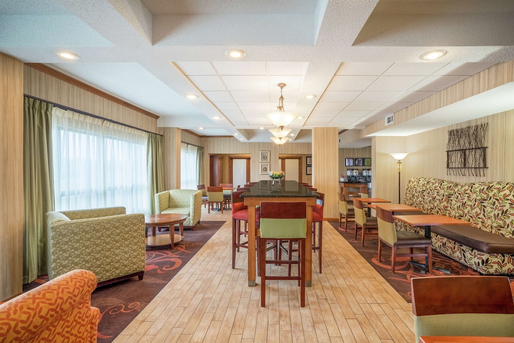 restaurant cafeteria
