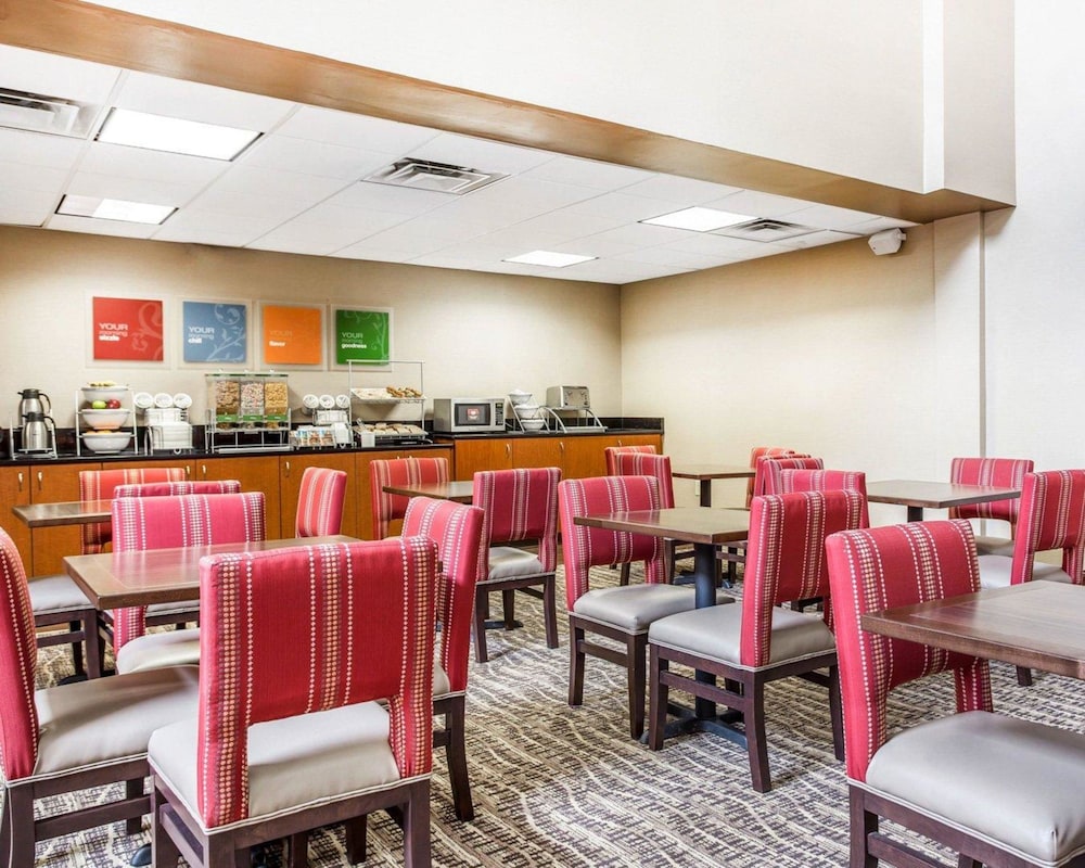 Comfort Suites Morrow- Atlanta South 27/39