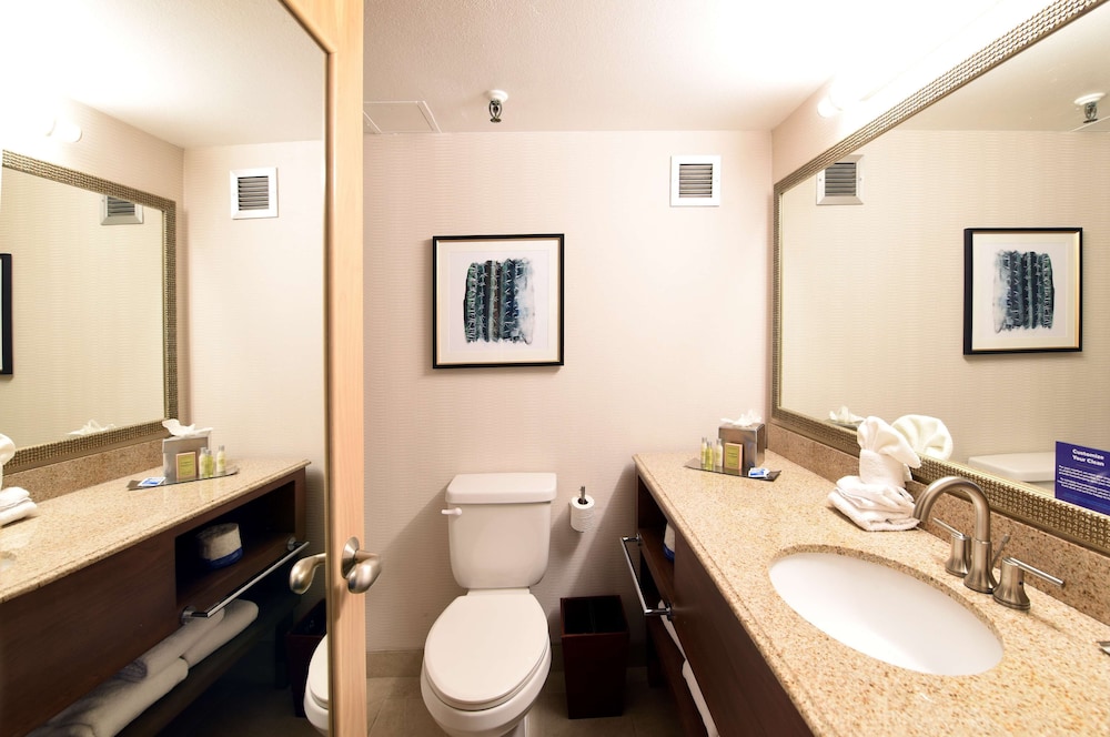 DoubleTree by Hilton Hotel Tucson - Reid Park 12/56