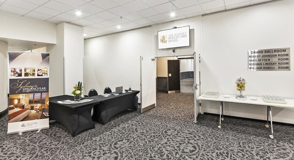 The Sydney Boulevard Hotel 51/55