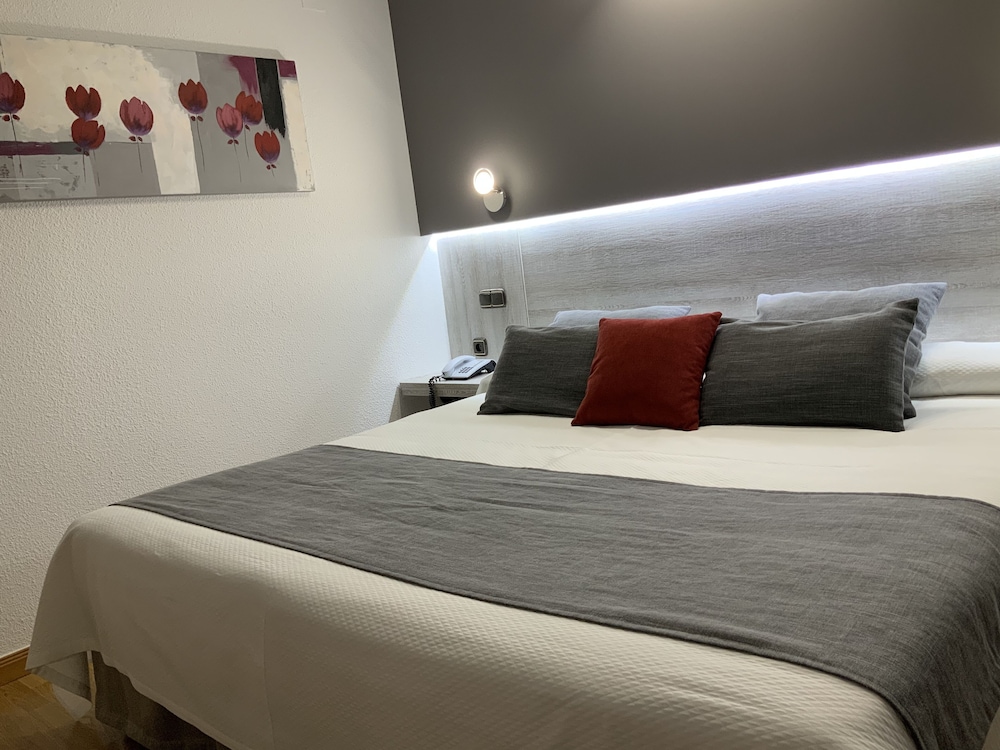 Hotel Mozarbez Salamanca 3/30