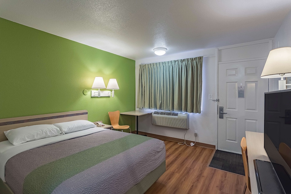 Motel6 Billings, MT - South 19/37
