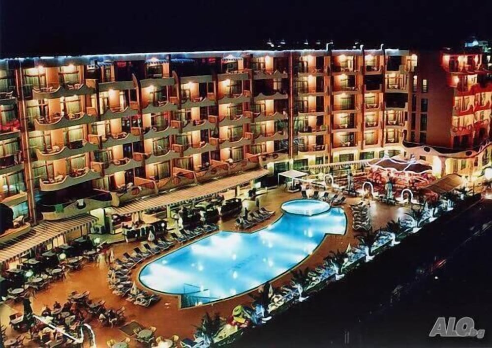 Grenada Apartments 4/51