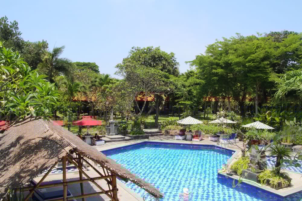 Inna Sindhu Beach Hotel and Resort 12/64