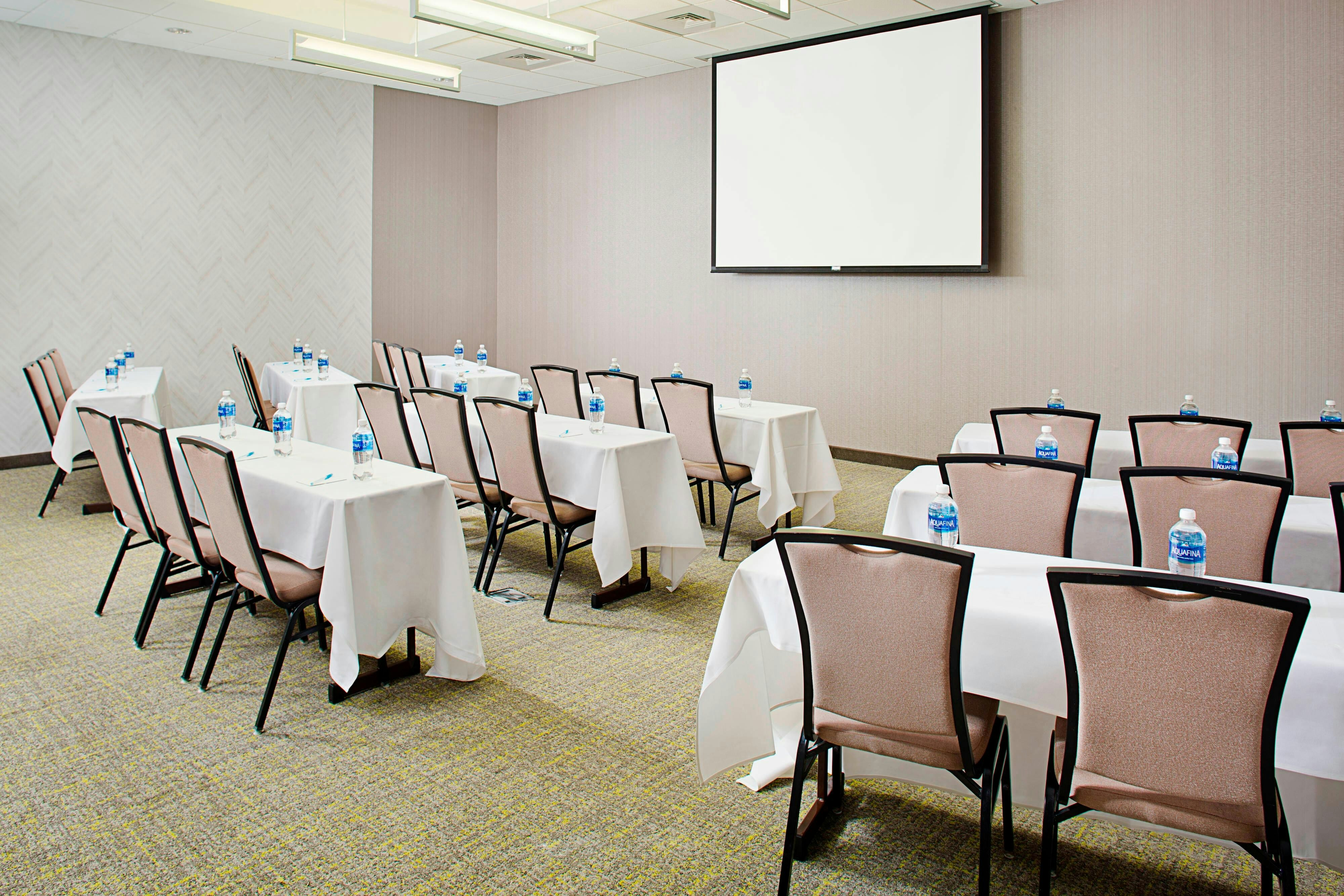 SpringHill Suites Savannah Downtown Historic District 5/6
