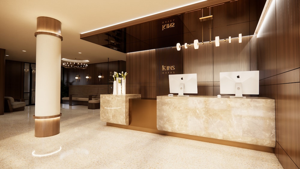Kins Hotel 8/50