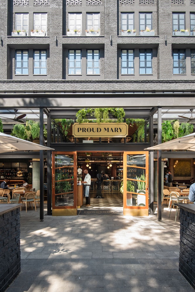 Hyde Johannesburg Rosebank 3/69