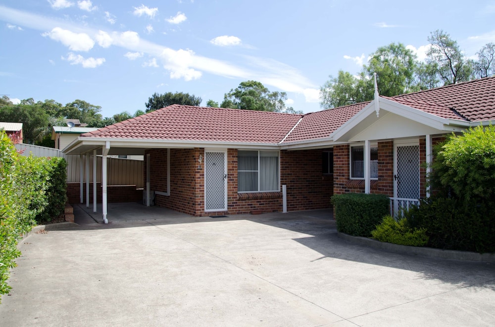 Baybrook Motor Inn & Apartments 4/34