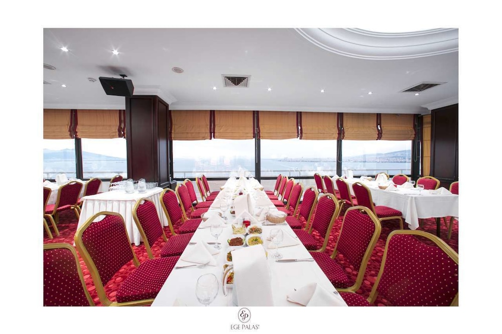 Ege Palas Business Hotel 53/66