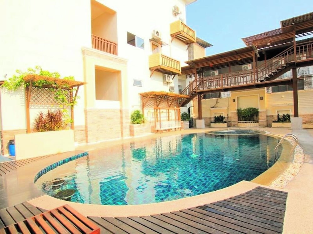 Tanawit Hotel & Spa Hua Hin 52/56