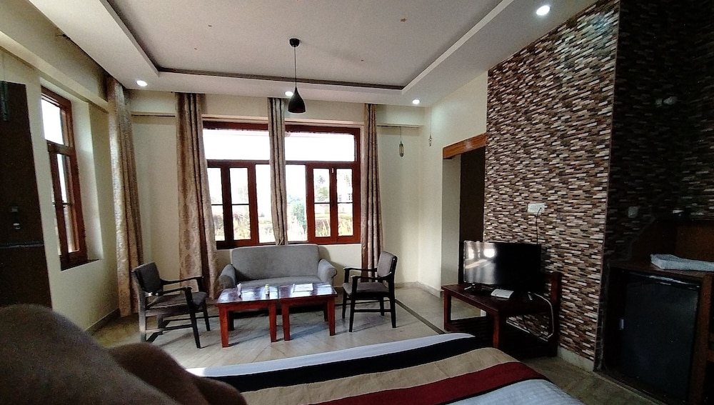 HOTEL SWARAJ RESORTS 49/73