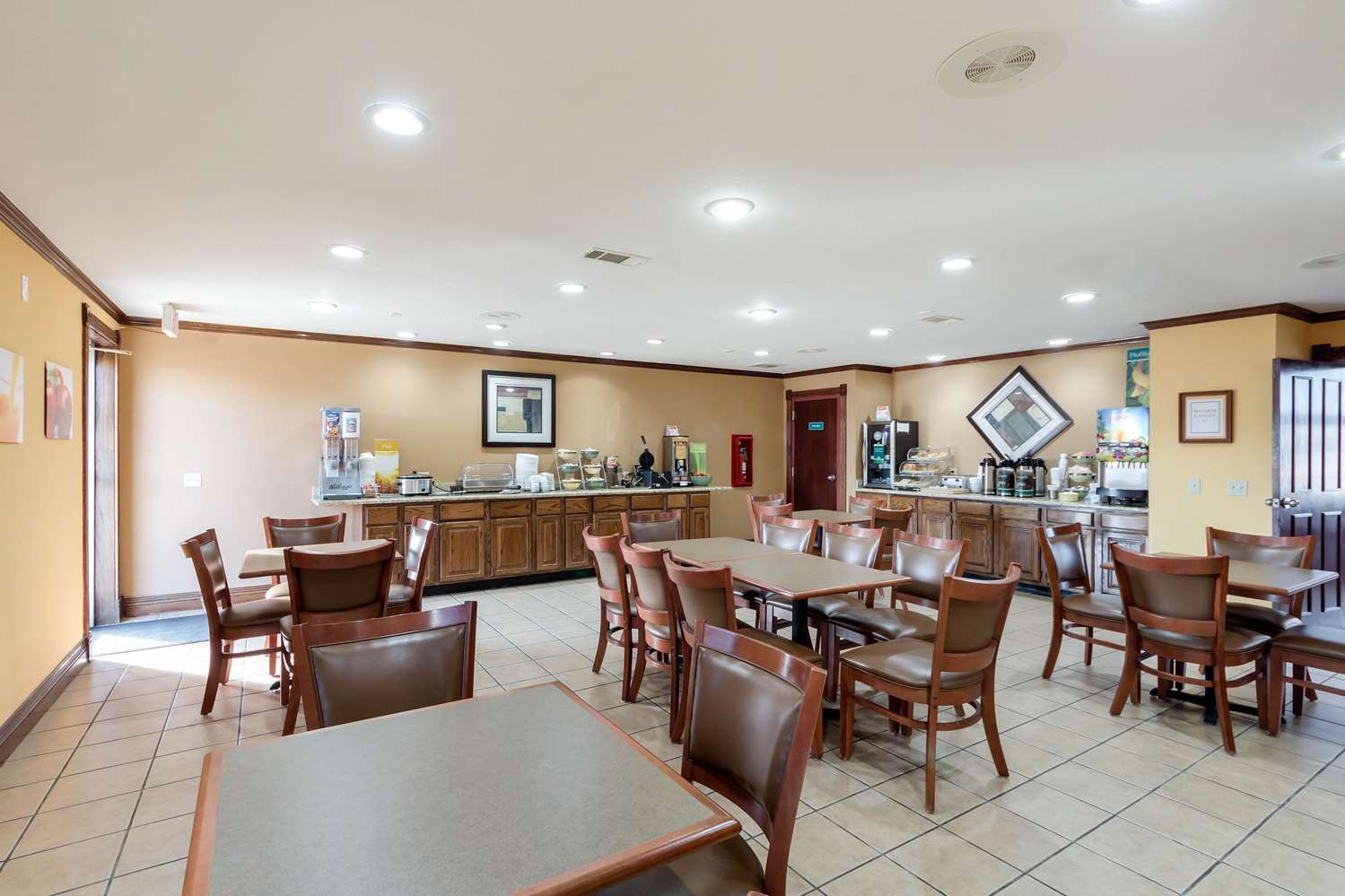 Quality Inn Siloam Springs 13/21