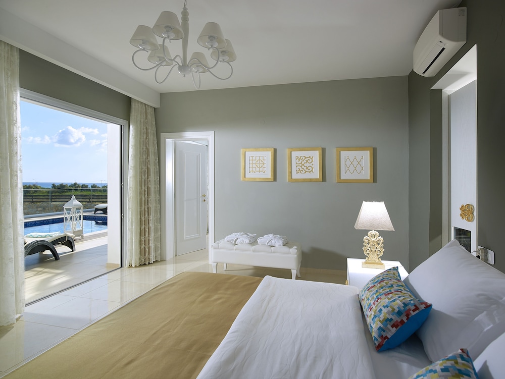 Anemos Luxury Grand Resort 70/153