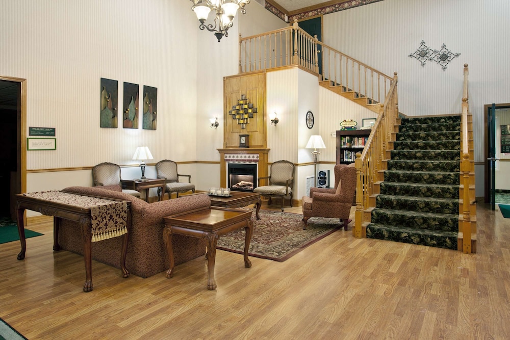 Country Inn & Suites by Radisson, Beavercreek-Dayton 35/45