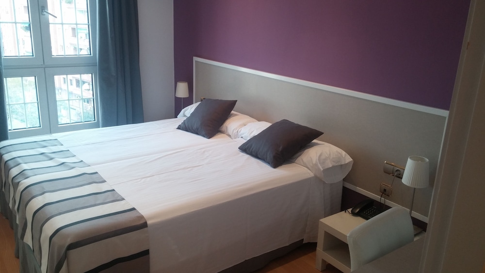 Hotel Abbot Barcelona 10/30
