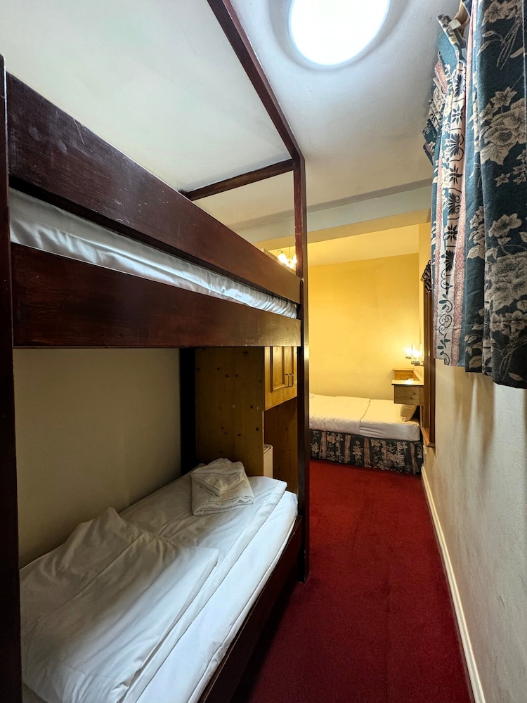 COMFORT, QUADRUPLE, DOUBLE AND BUNK BED