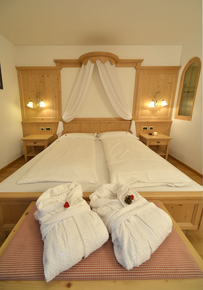Andreas Hotel 9/50