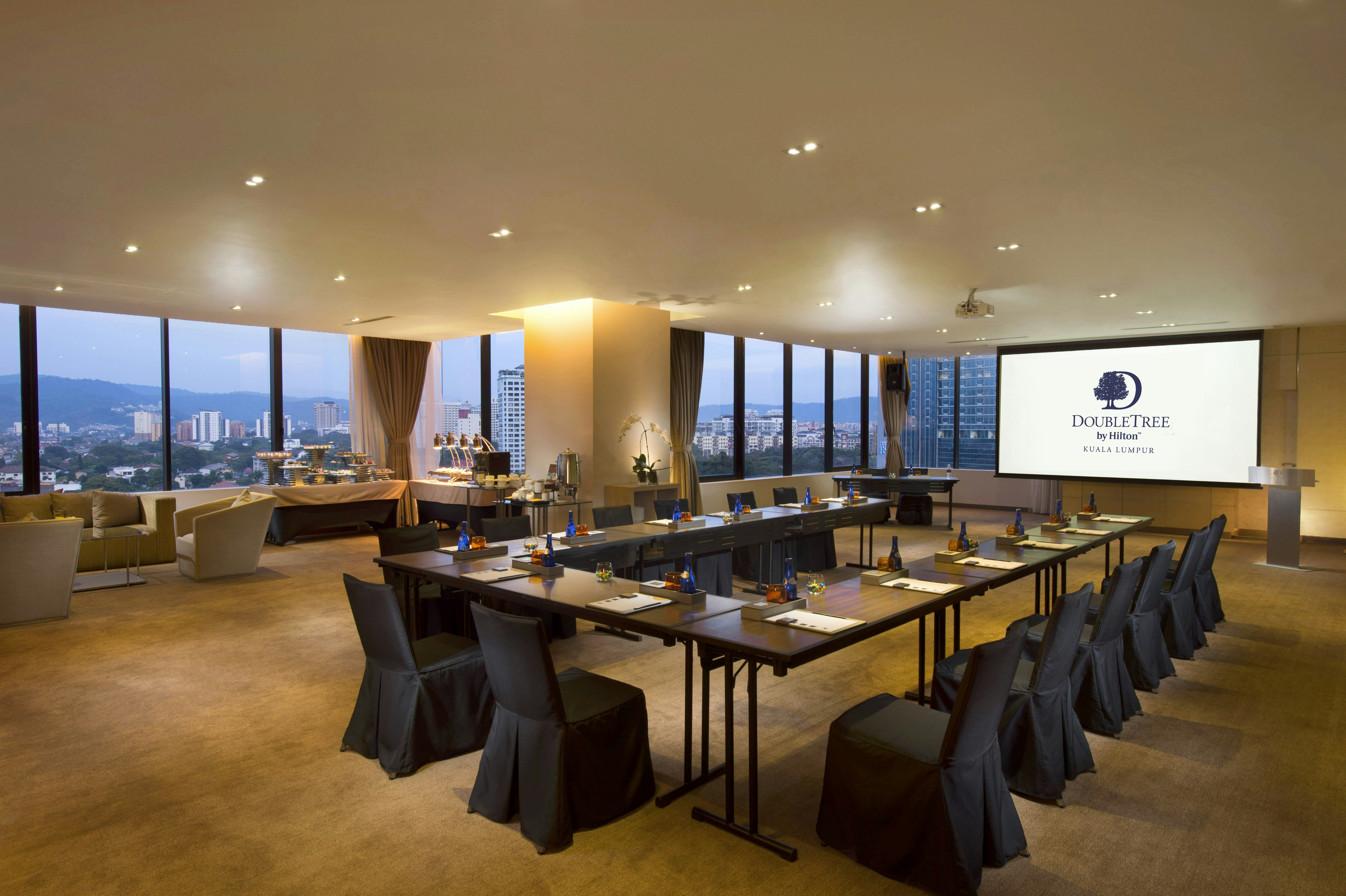 Doubletree By Hilton Kuala Lumpur 56/65