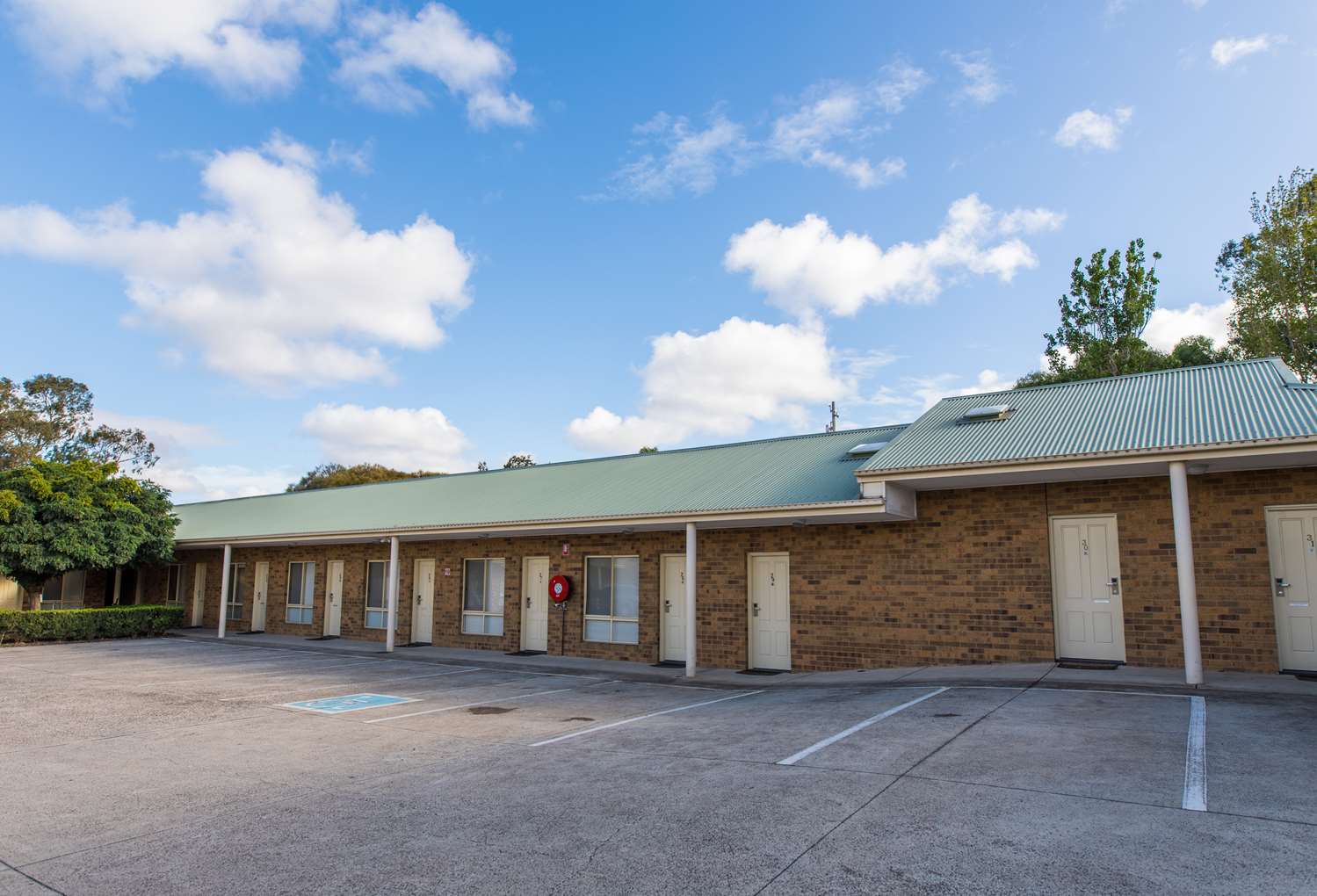 Best Western Mill Park Motel 16/17