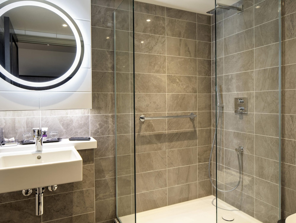 Mercure Oxford Eastgate Hotel 68/69