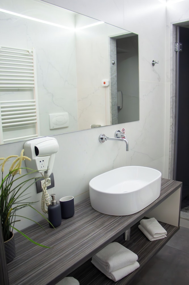Umberto Primo Suite E Spa 50/50