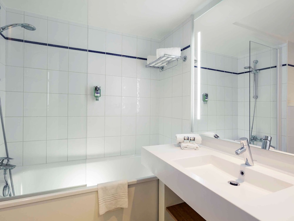 MERCURE ROUEN CENTRE CATHEDRALE 13/76