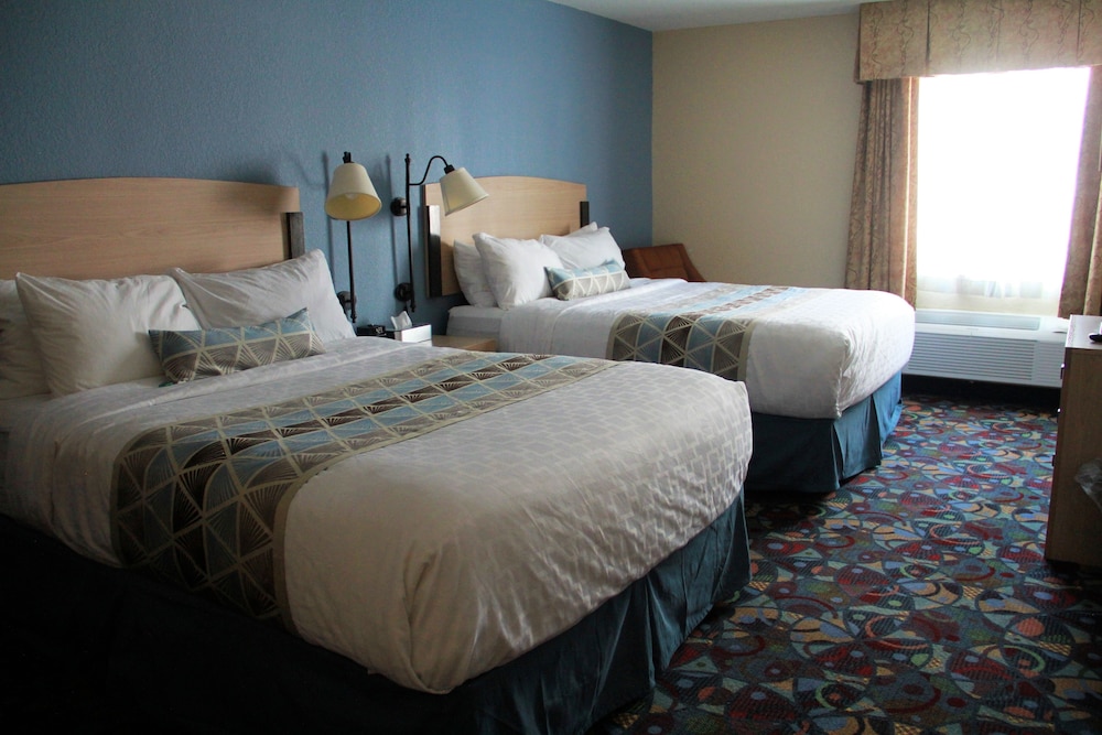 Baymont By Wyndham Stevens Point 6/32