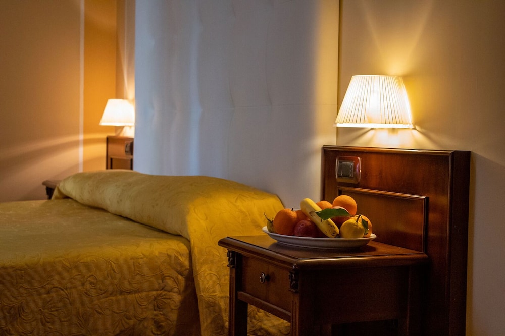 Le Stanze Del Vicere Boutique Hotel 11/29